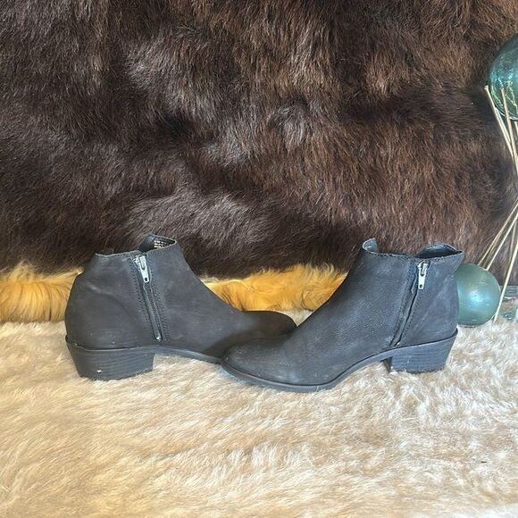 Frye & Co booties 8.5 (1000A) - Picture 3 of 7